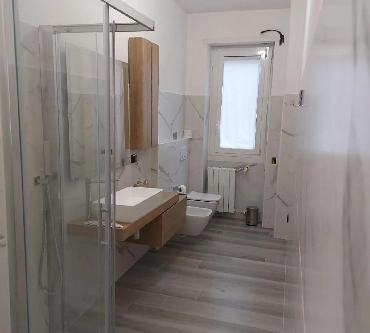 4 Piano Apartment Laveno-Mombello Italie