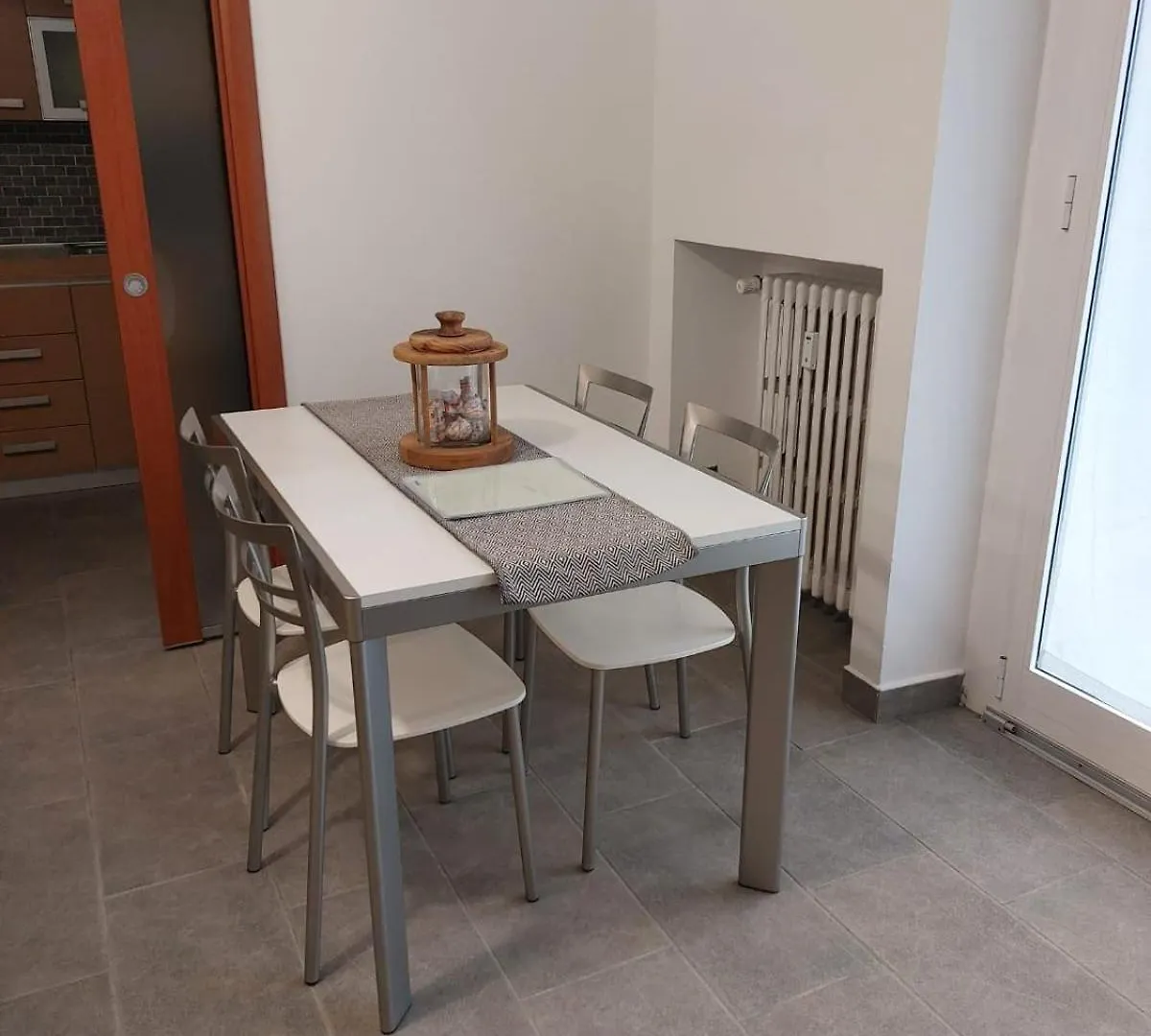 4 Piano Apartment Laveno-Mombello
